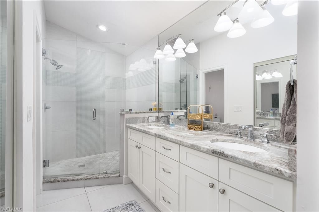 21194 Old Oak Pl, Estero, FL 33928 Photo