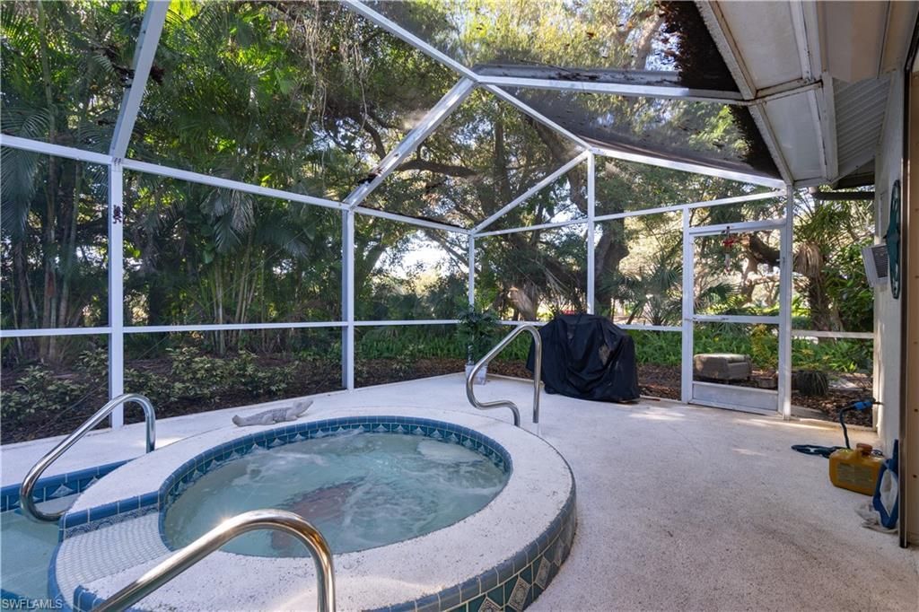 21194 Old Oak Pl, Estero, FL 33928 Photo