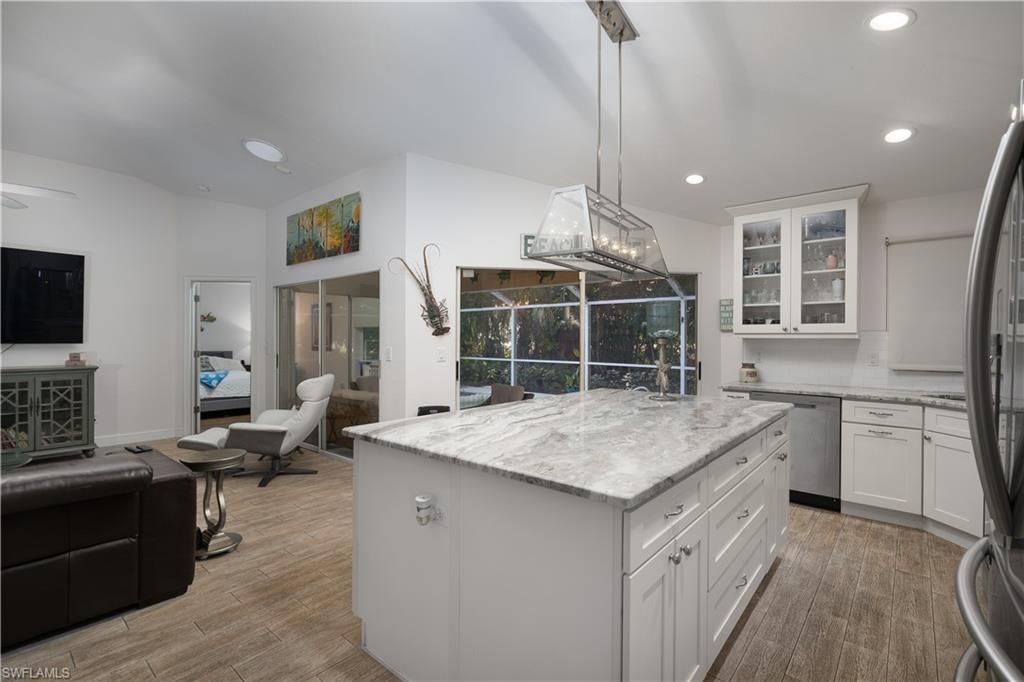 21194 Old Oak Pl, Estero, FL 33928 Photo