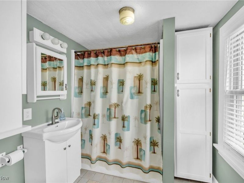 131 25th Street NW, Barberton, OH 44203 Photo 17