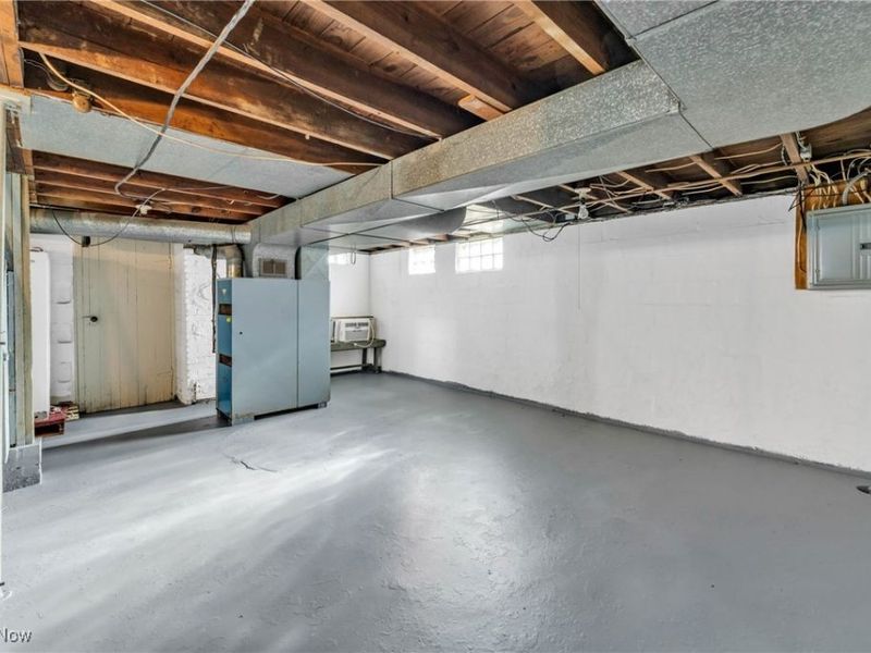 131 25th Street NW, Barberton, OH 44203 Photo 20