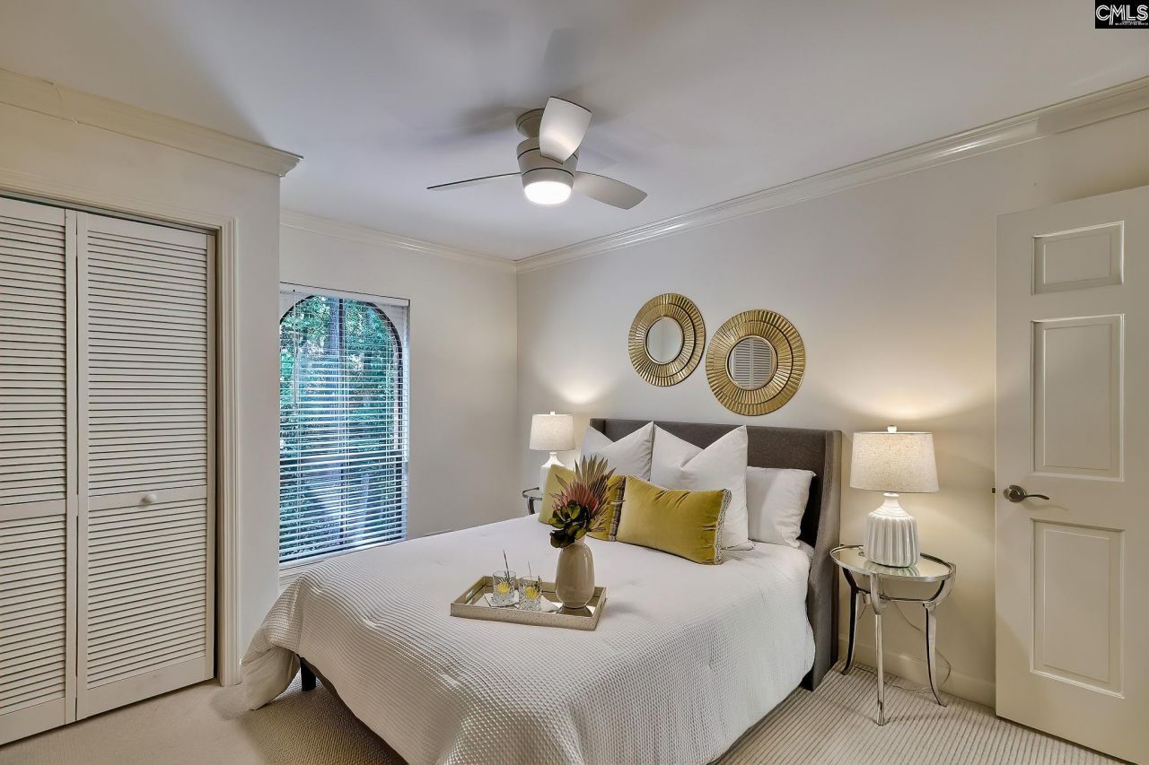 5027 Forest Lake Place Photo 18