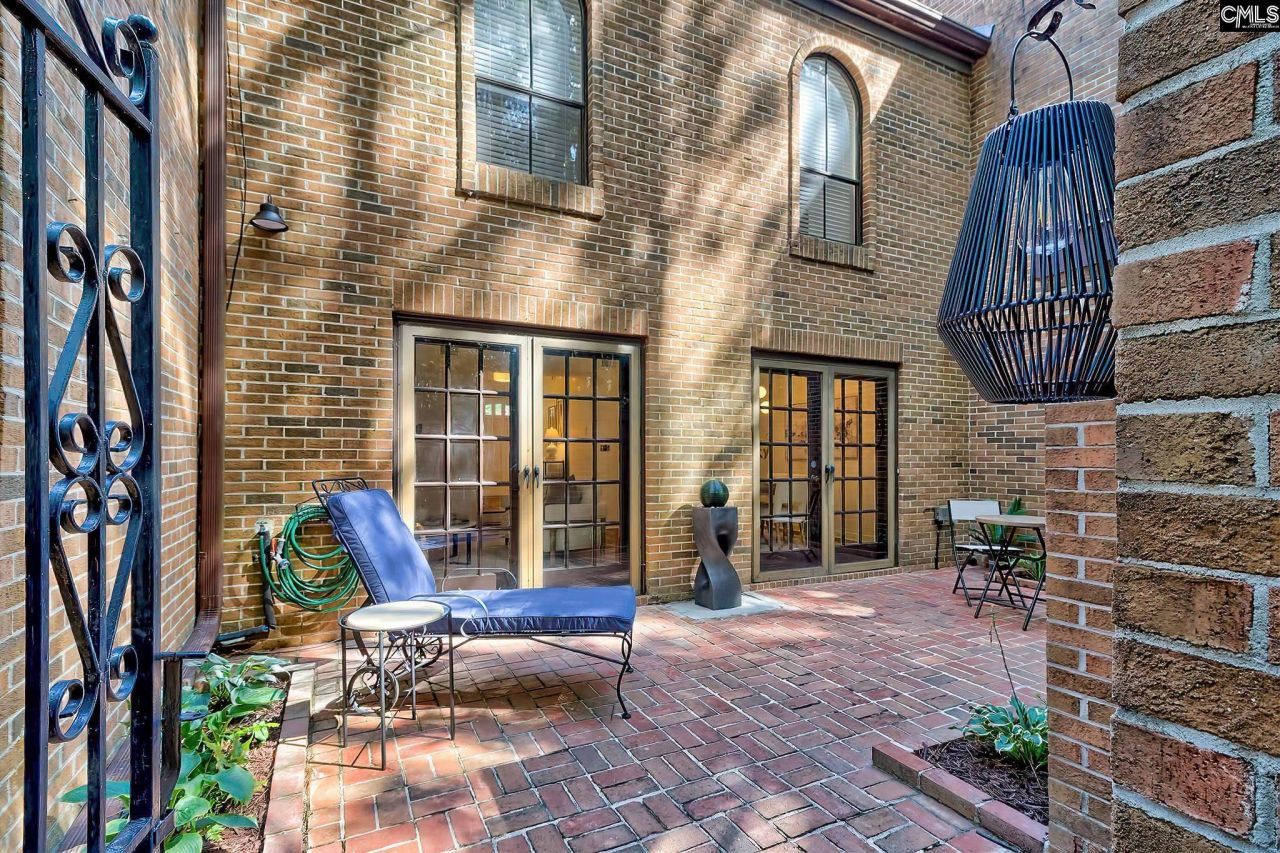 5027 Forest Lake Place Photo 26