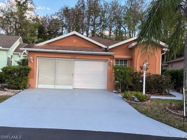 10727 Maui Cir, Estero, FL 33928 Photo