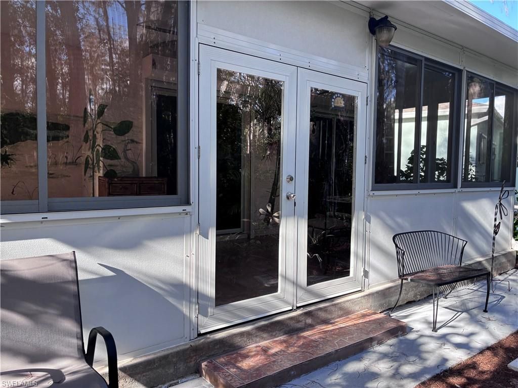 10727 Maui Cir, Estero, FL 33928 Photo