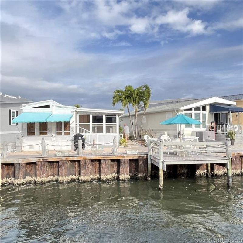 1230 Nettles Boulevard, Jensen Beach, FL 34957 Photo