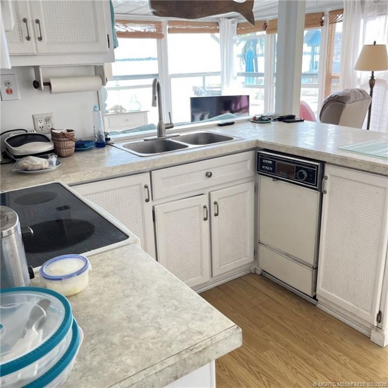 1230 Nettles Boulevard, Jensen Beach, FL 34957 Photo