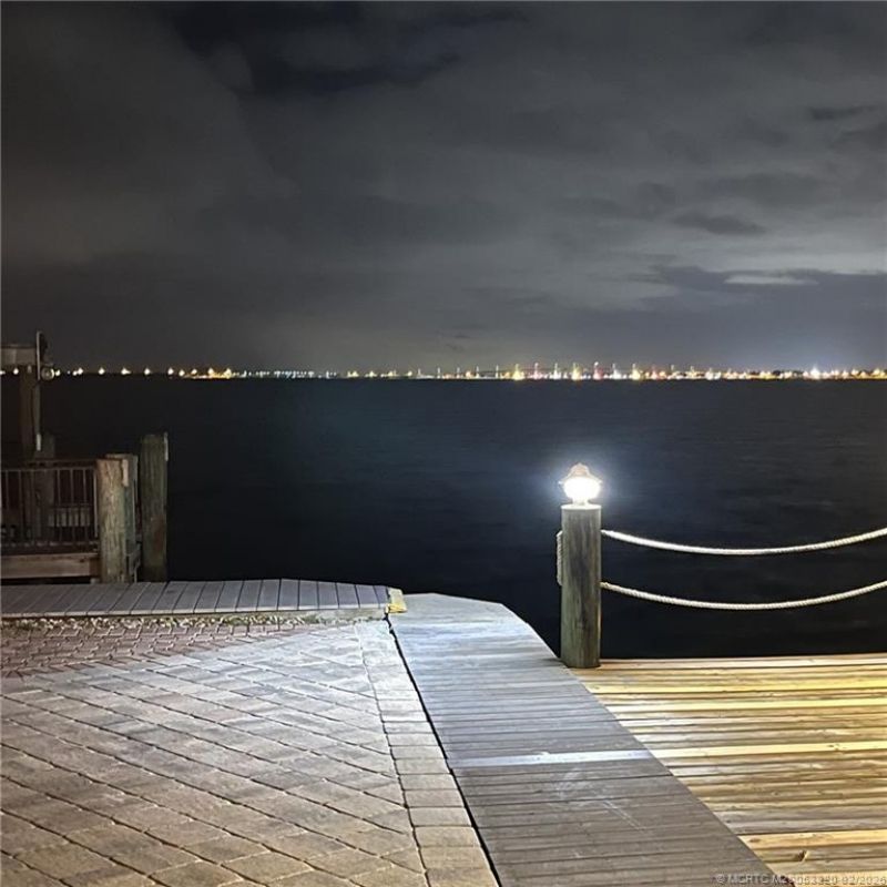 1230 Nettles Boulevard, Jensen Beach, FL 34957 Photo