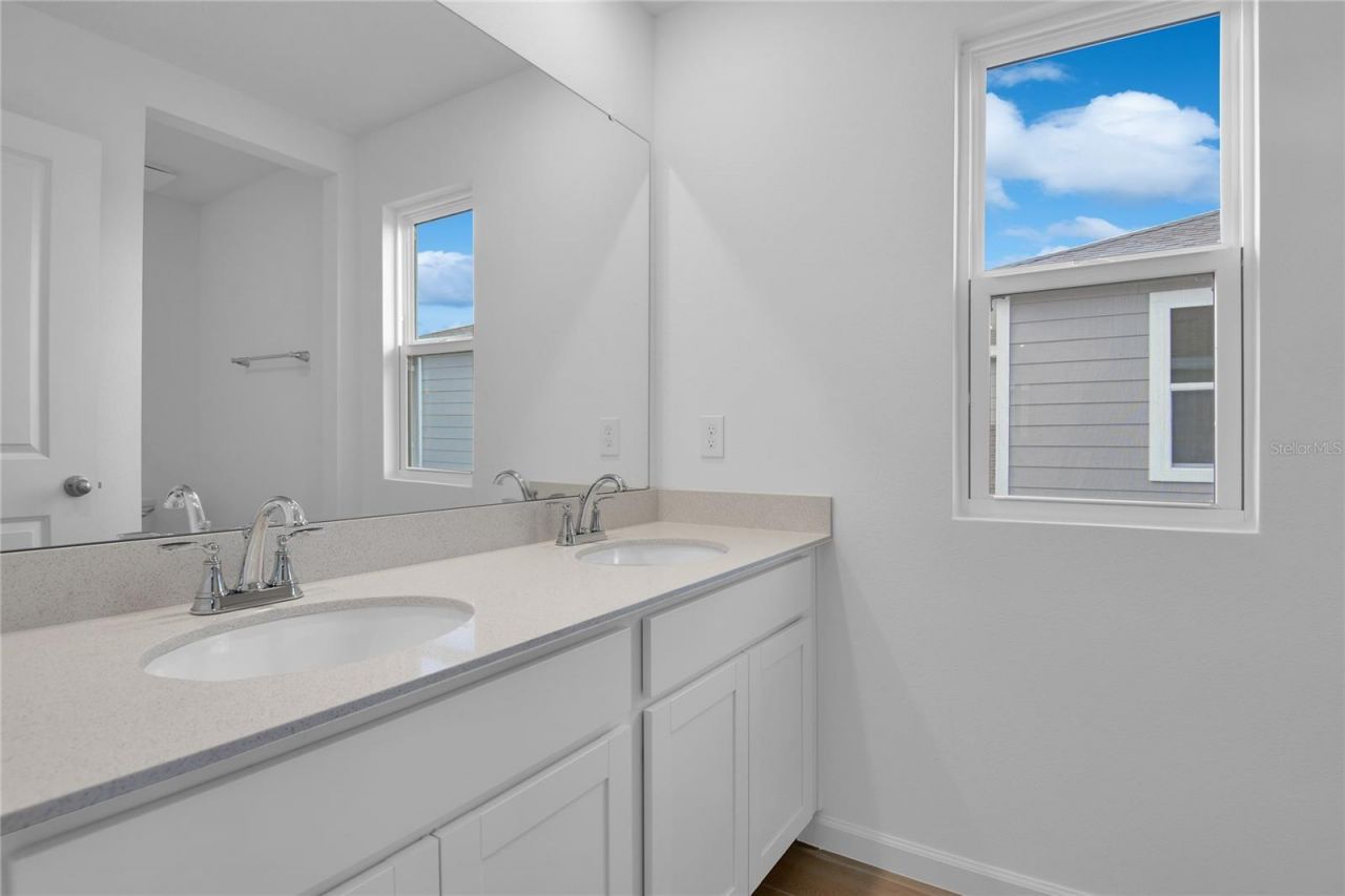 762 Lake Dell Avenue, Dundee, FL 33838 Photo