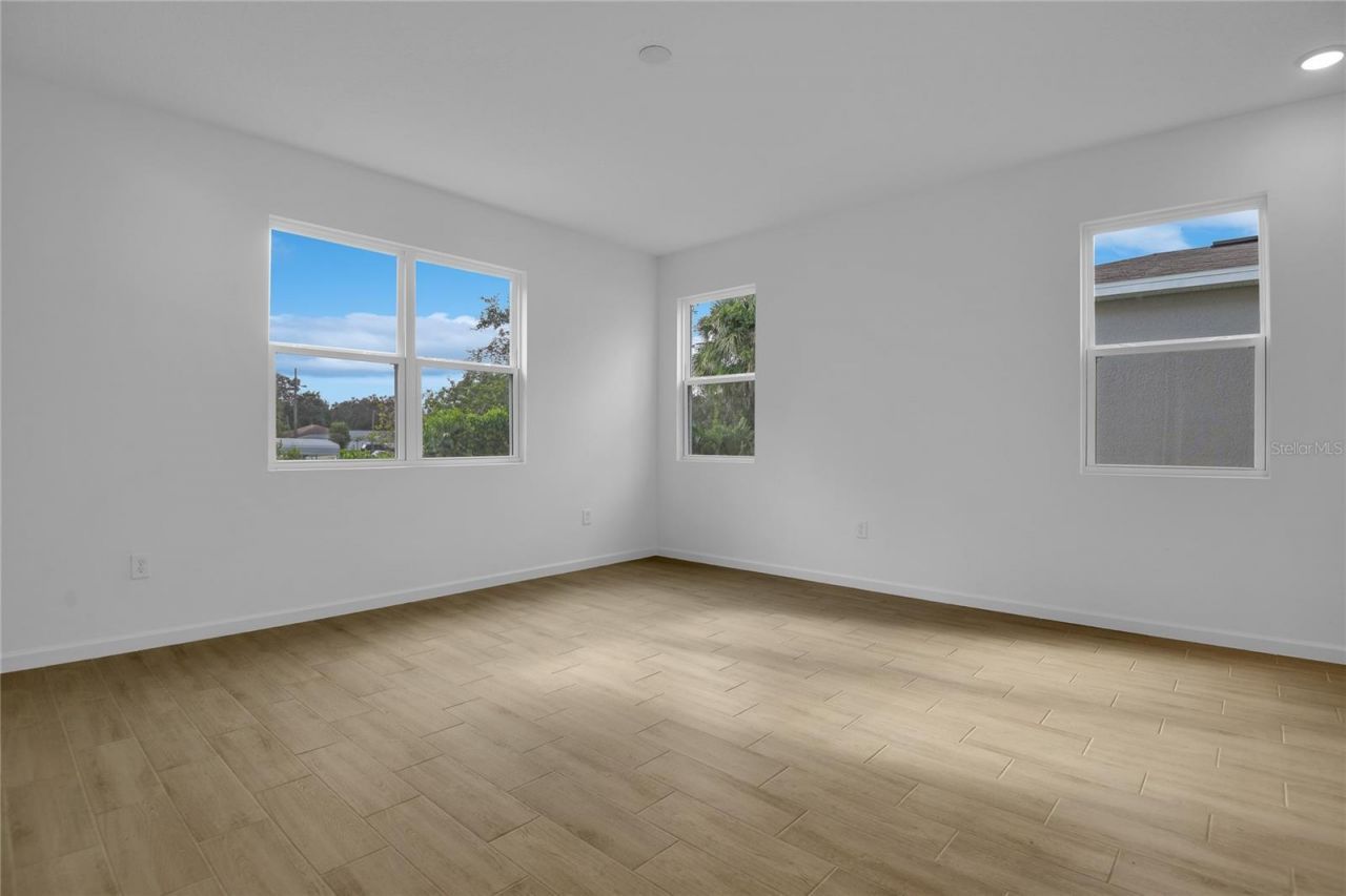 762 Lake Dell Avenue, Dundee, FL 33838 Photo