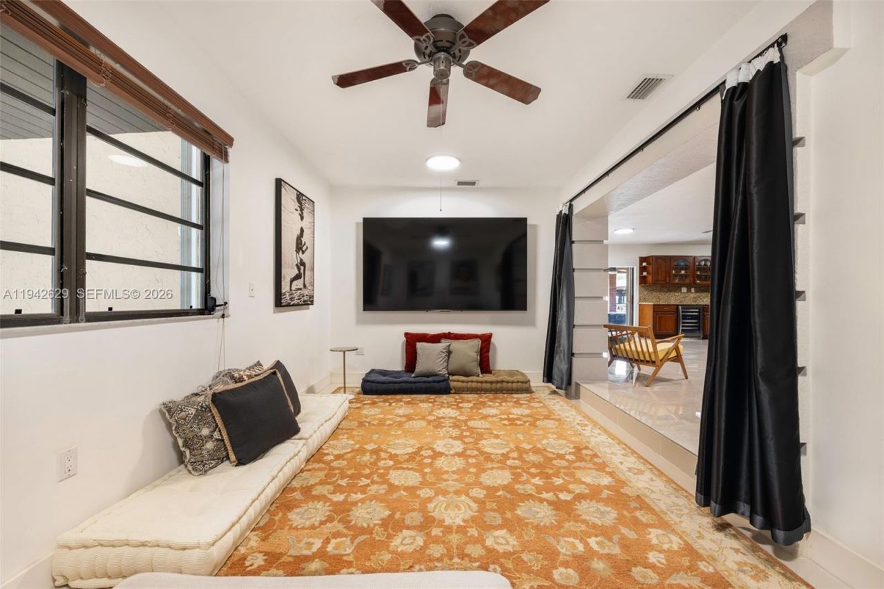 20450 SW 198th Ave , Miami, FL 33187 Photo