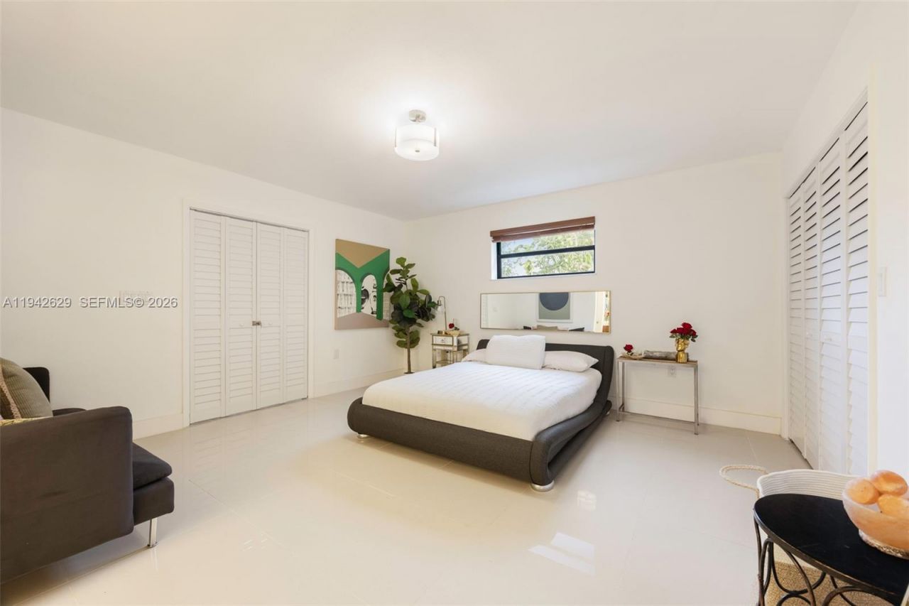 20450 SW 198th Ave , Miami, FL 33187 Photo