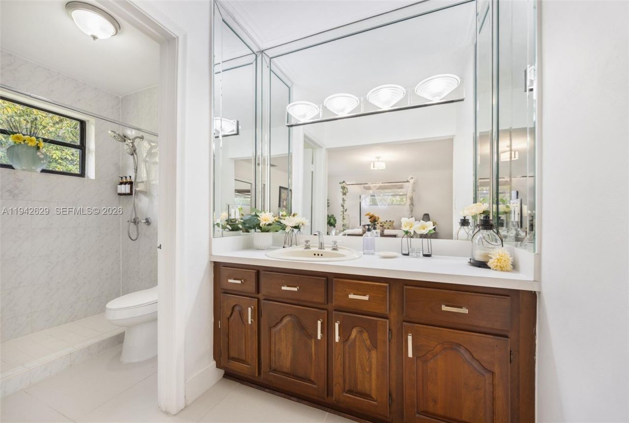 20450 SW 198th Ave , Miami, FL 33187 Photo