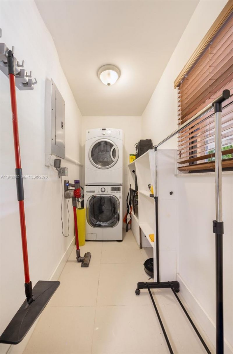 20450 SW 198th Ave , Miami, FL 33187 Photo