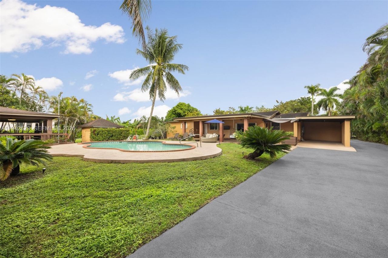 20450 SW 198th Ave , Miami, FL 33187 Photo