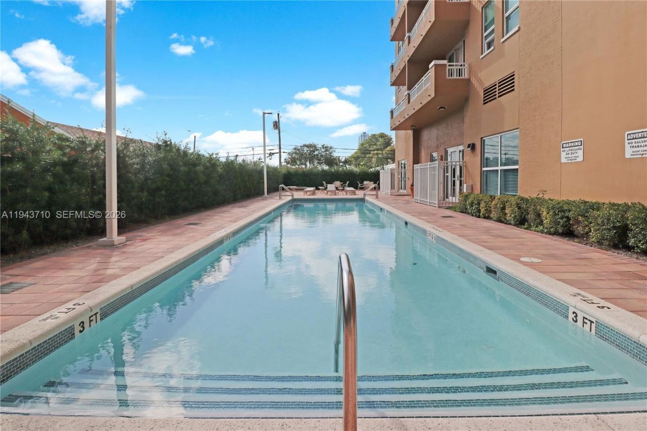 2665 SW 37th Ave , Unit 908, Miami, FL 33133 Photo