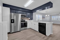 611 2nd Ave. S photo 4