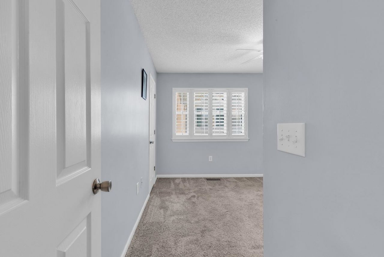 611 2nd Ave. S Photo 20