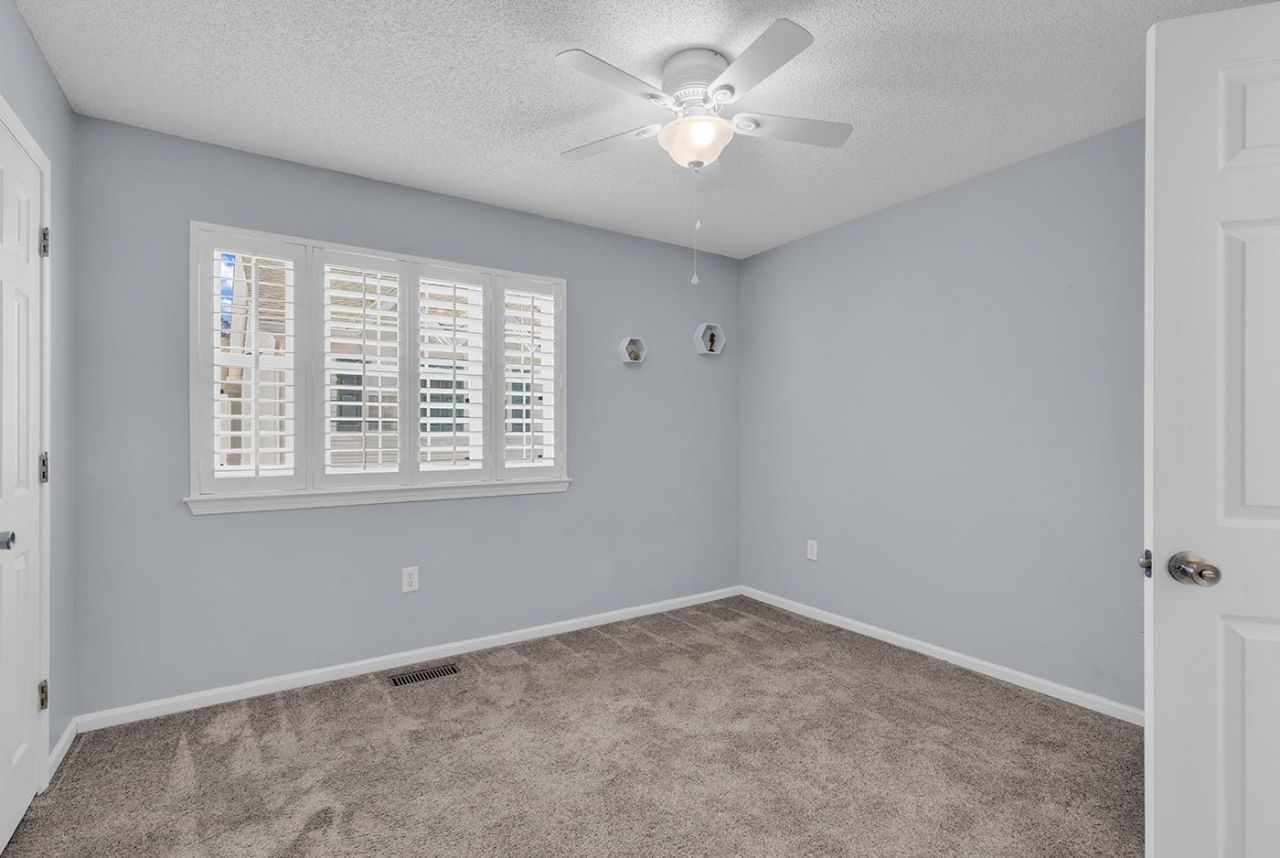 611 2nd Ave. S Photo 21