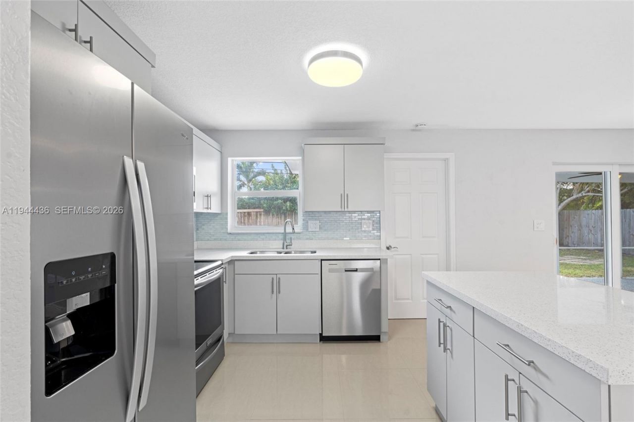 1472 NE 62nd St, Unit 1472, Fort Lauderdale, FL 33334 Photo