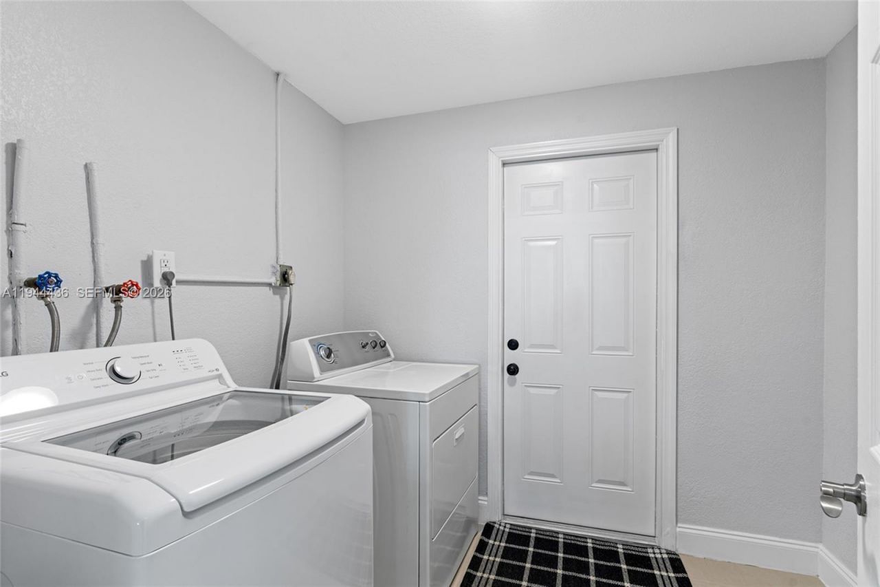 1472 NE 62nd St, Unit 1472, Fort Lauderdale, FL 33334 Photo