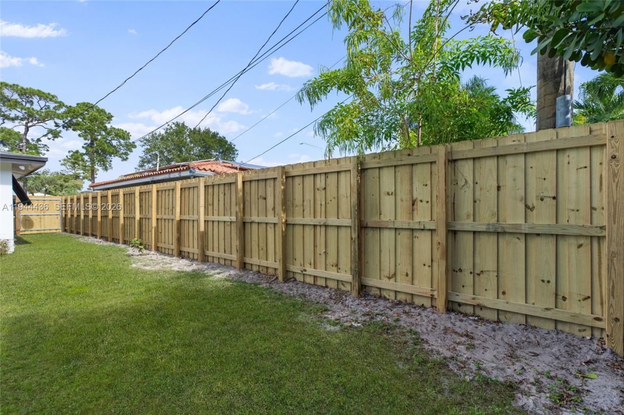 1472 NE 62nd St, Unit 1472, Fort Lauderdale, FL 33334 Photo