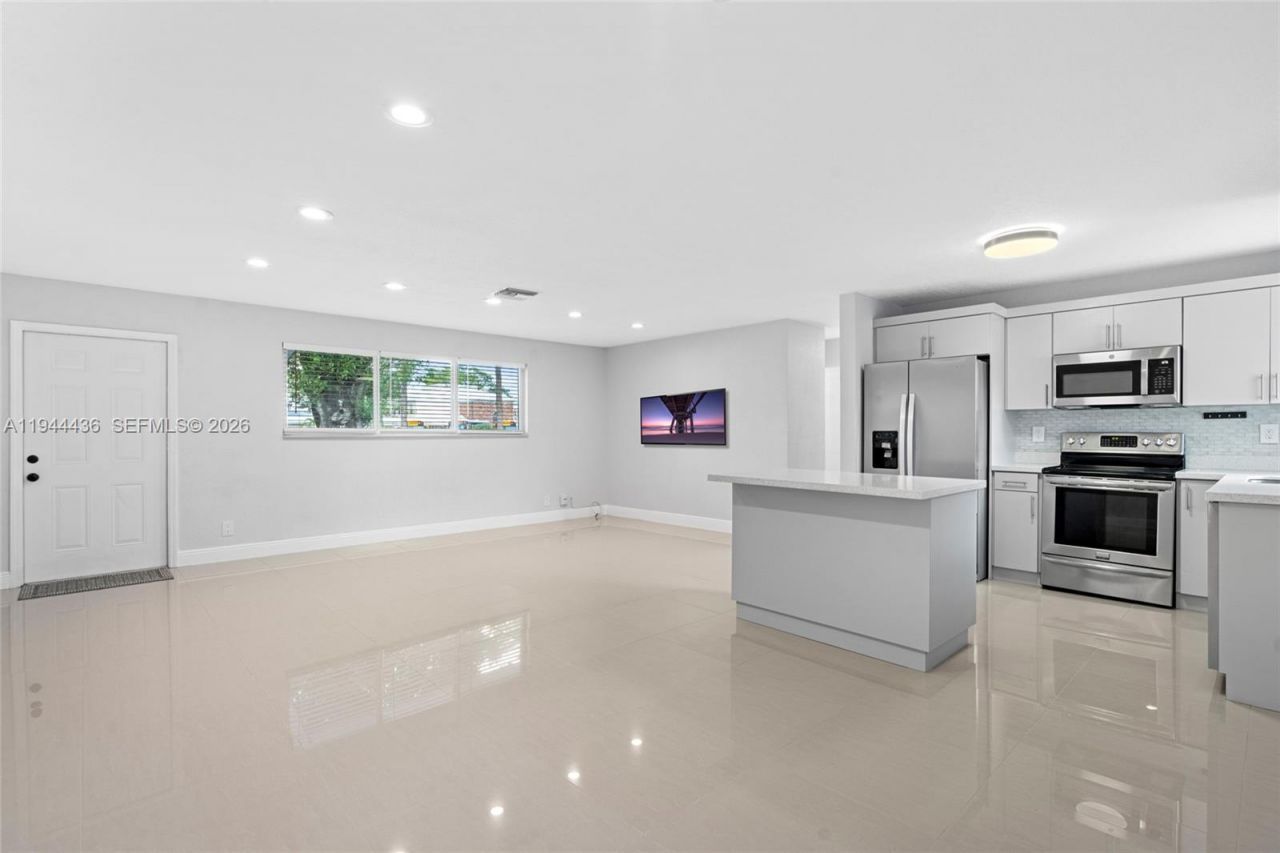 1472 NE 62nd St, Unit 1472, Fort Lauderdale, FL 33334 Photo