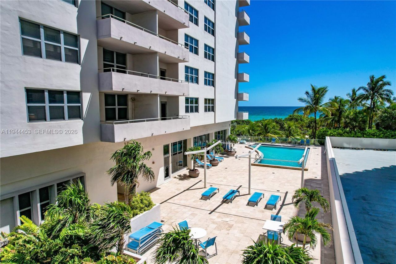 9225 Collins Ave, Unit 705, Surfside, FL 33154 Photo