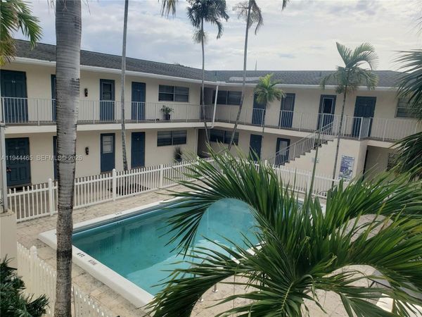 190 SE 12th Ave, Unit 1B, Pompano Beach, FL 33060