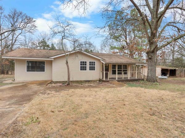 1105 Prairie Drive, Horseshoe Bend, AR 72512