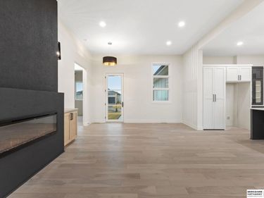 21109 Atwood Avenue, Elkhorn, NE 68022