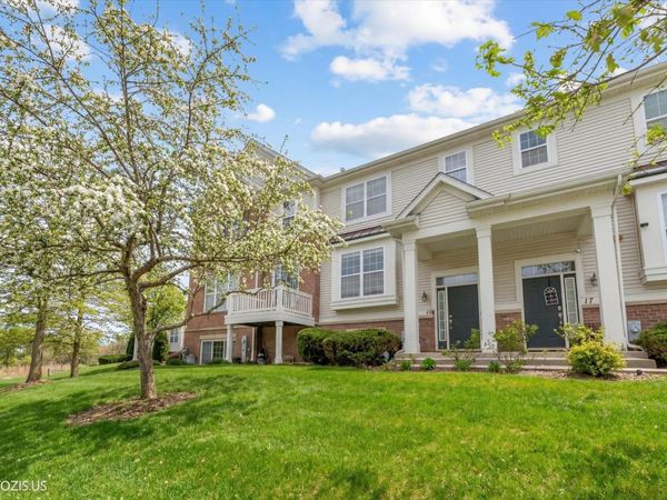 15 E WILLOW Road, Wheeling, IL 60090