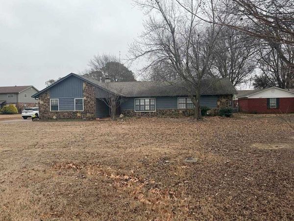 5024 N 6th Street, Blytheville, AR 72315