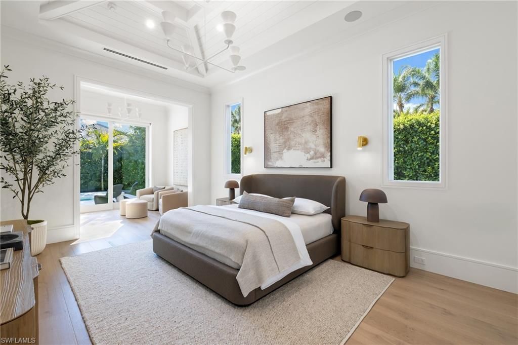 660 Wedge Dr, Naples, FL 34103 Photo