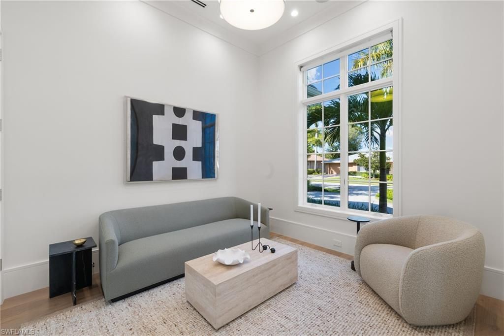 660 Wedge Dr, Naples, FL 34103 Photo