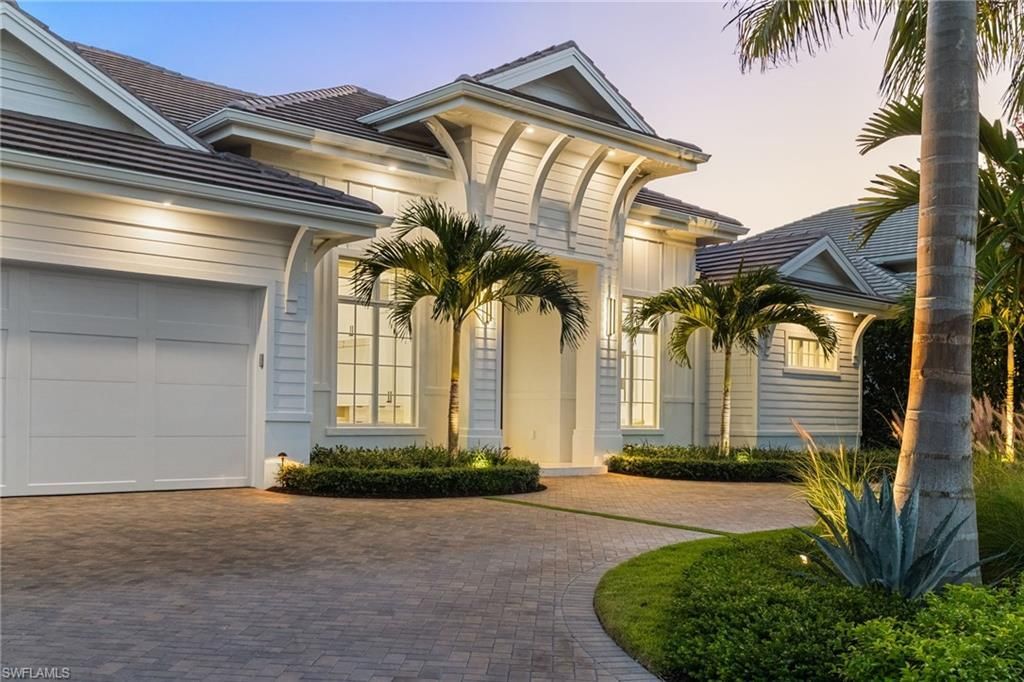 660 Wedge Dr, Naples, FL 34103 Photo