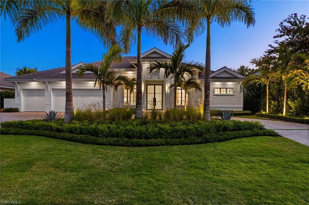 660 Wedge Dr, Naples, FL 34103 Photo