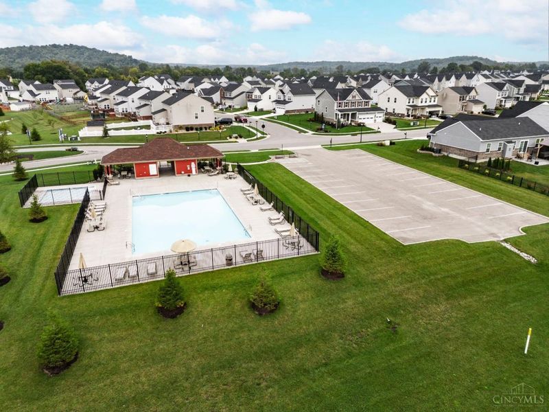 9505 Morris Drive, Harrison, OH 45030 Photo 2