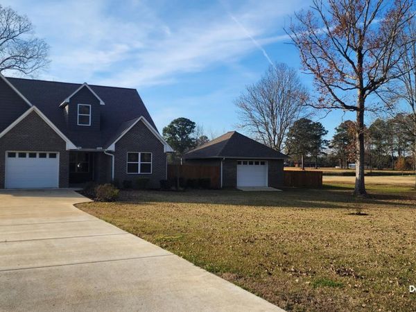 40049 Back Nine Dr, Hamilton, MS 39746