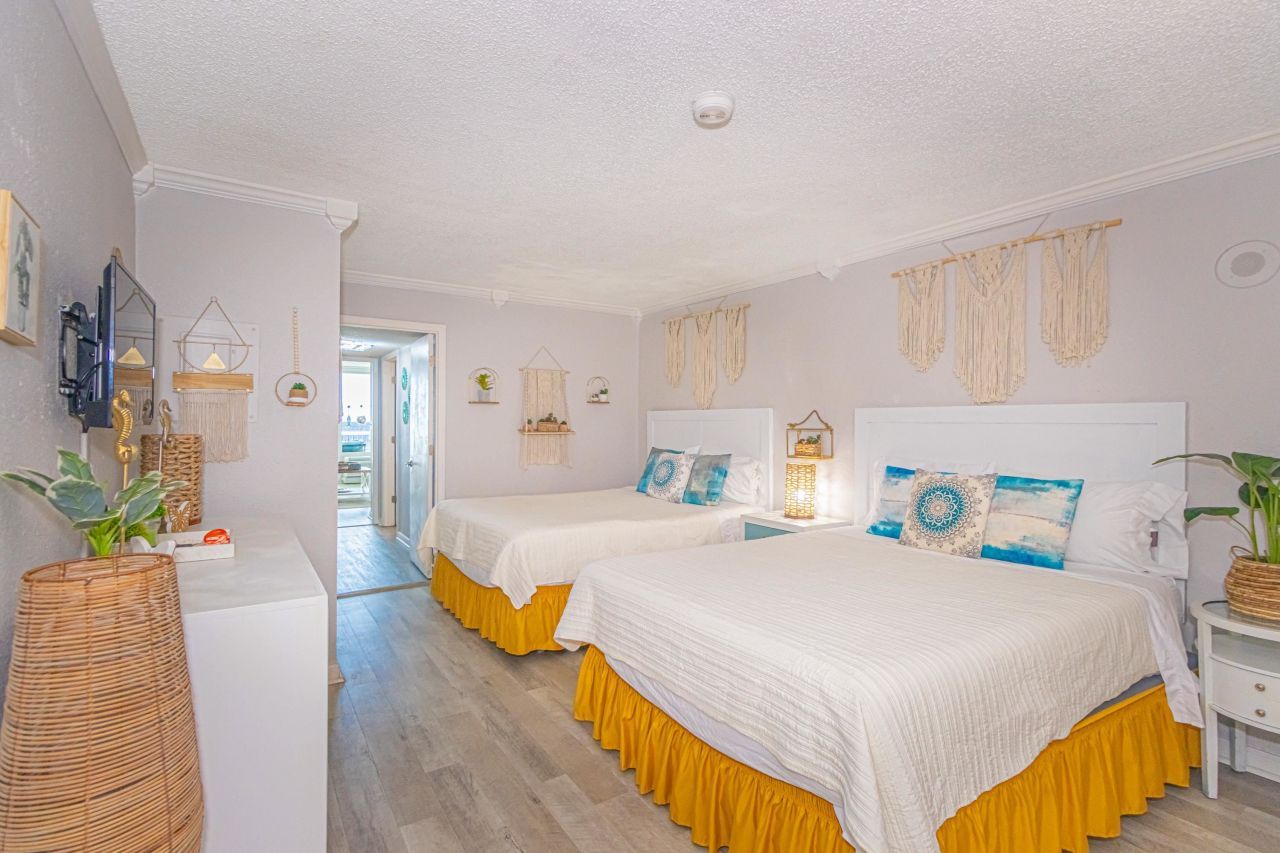 200 N 76th Ave. N Photo 18