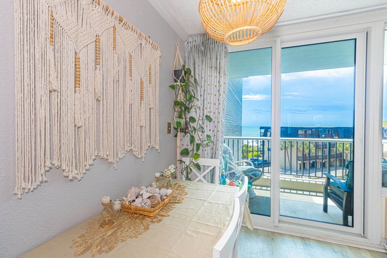 200 N 76th Ave. N Photo 6