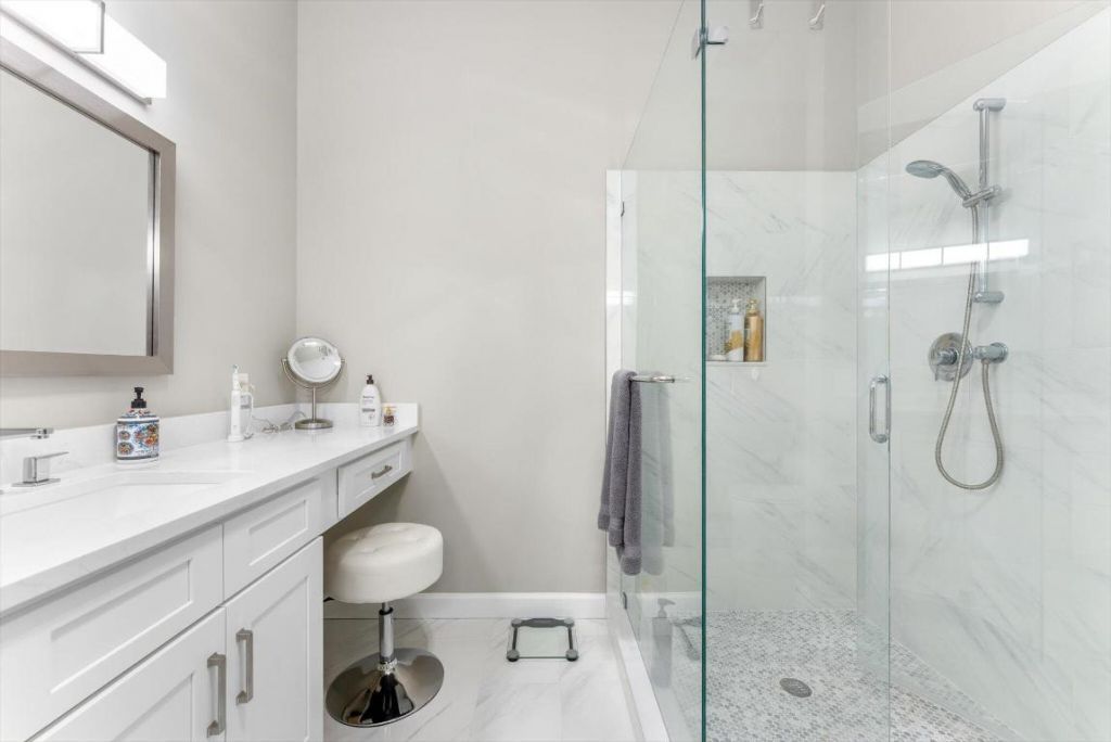 5131 Europa Drive, Unit L, Boynton Beach, FL 33437 Photo