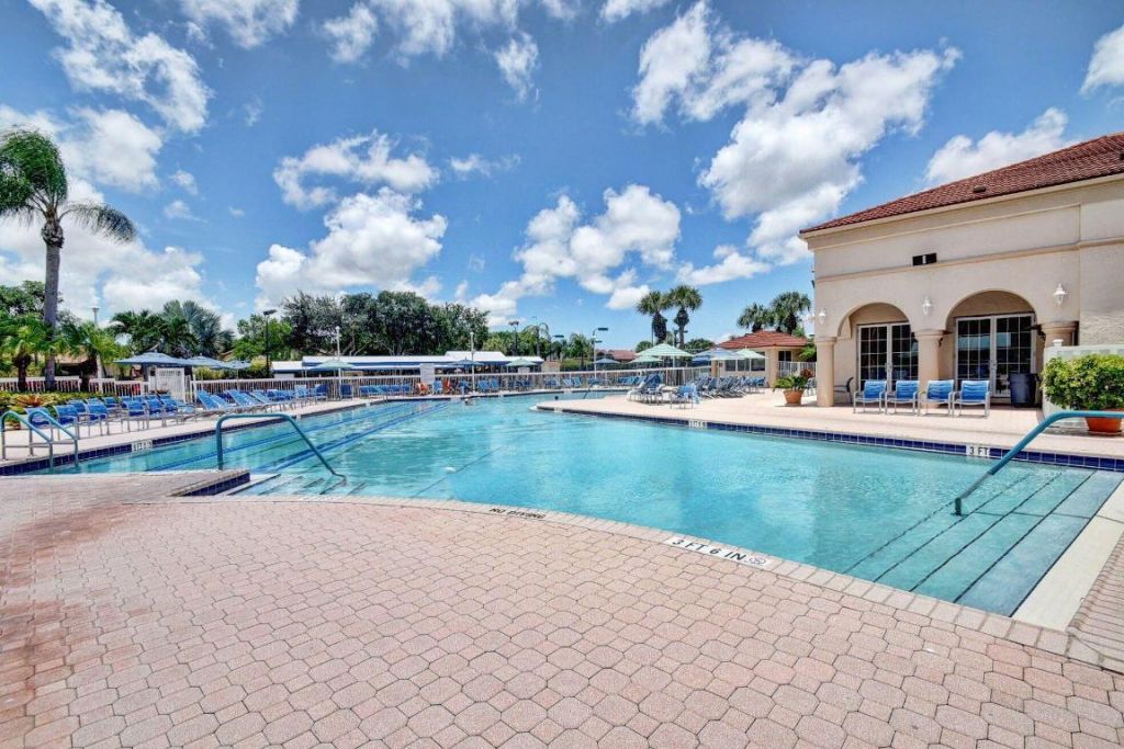5131 Europa Drive, Unit L, Boynton Beach, FL 33437 Photo