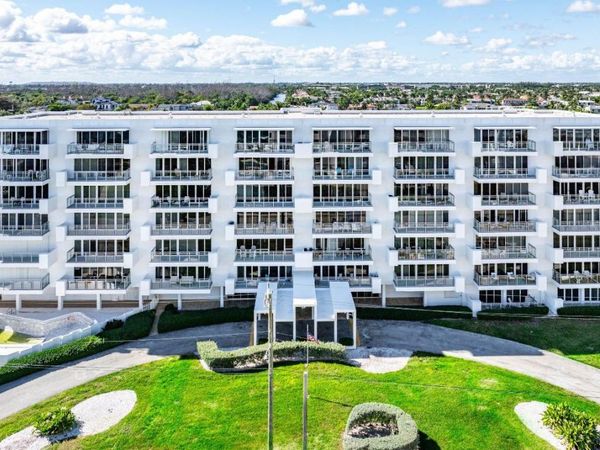 3051 S Ocean Boulevard, Unit 2050, Boca Raton, FL 33432
