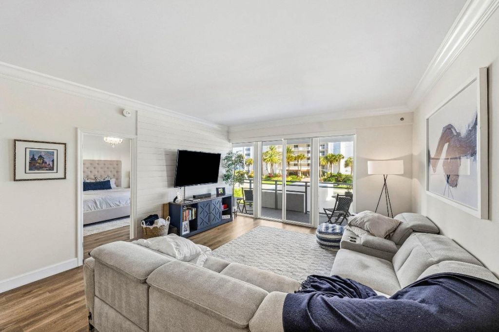 3051 S Ocean Boulevard, Unit 2050, Boca Raton, FL 33432 Photo