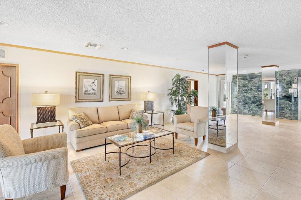 3051 S Ocean Boulevard, Unit 2050, Boca Raton, FL 33432 Photo