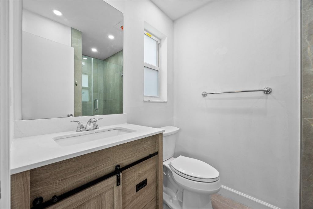 6543 NE 21st Road, Fort Lauderdale, FL 33308 Photo