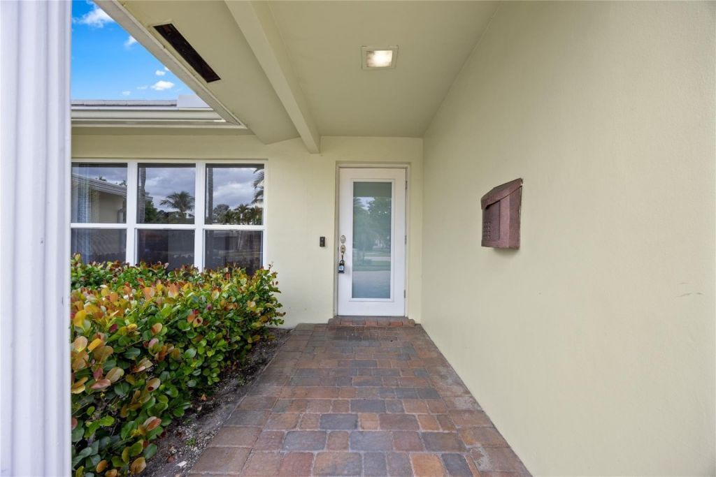 6543 NE 21st Road, Fort Lauderdale, FL 33308 Photo