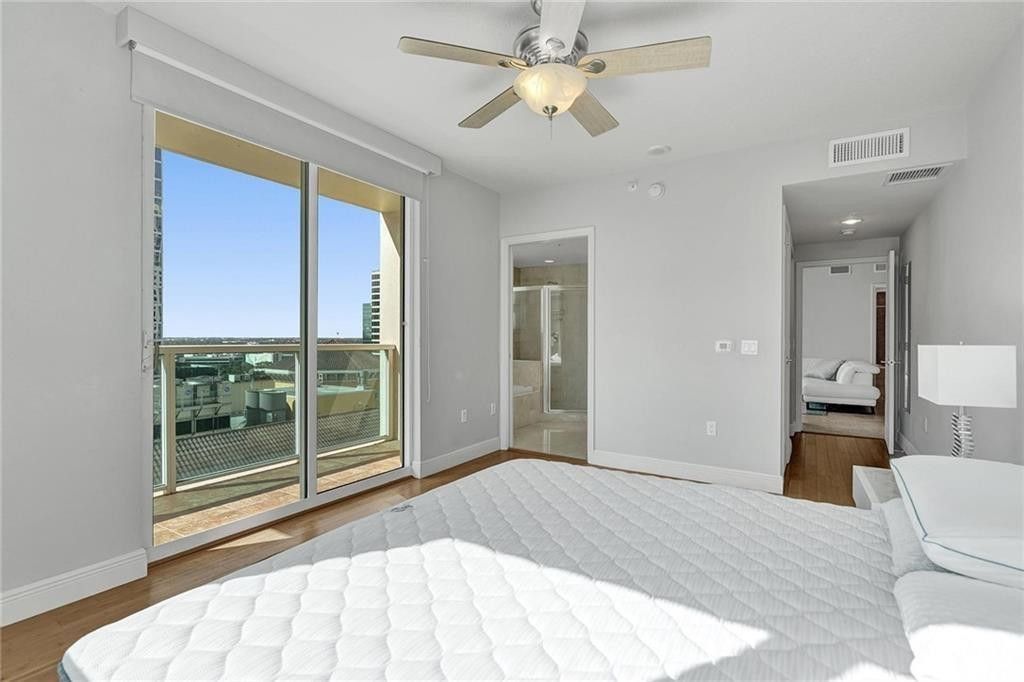 350 SE 2nd Street, Unit 1720, Fort Lauderdale, FL 33301 Photo