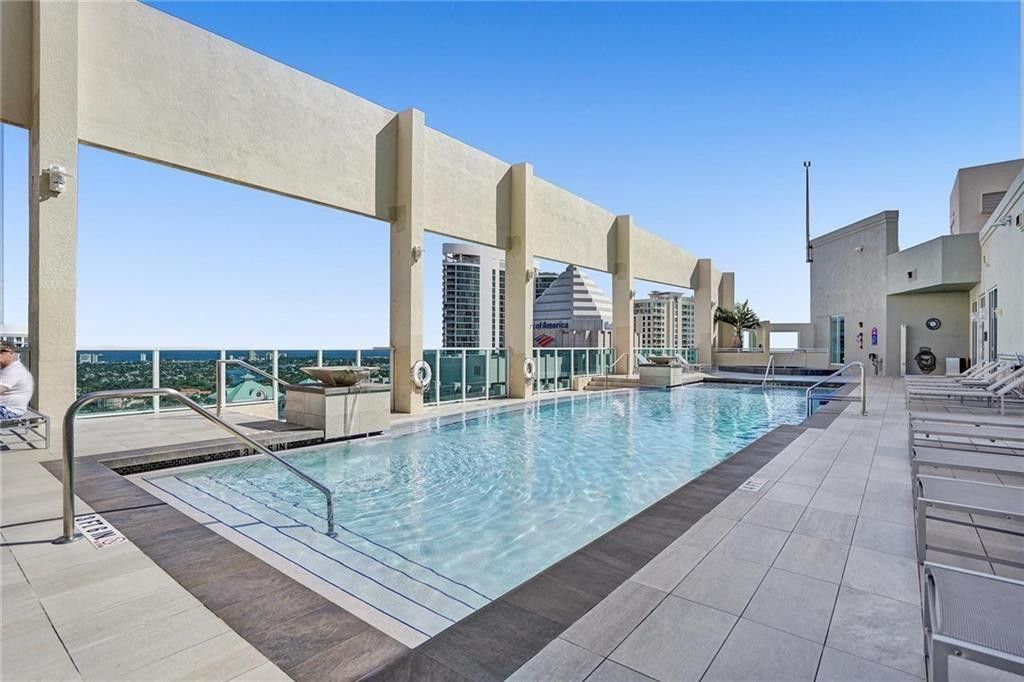 350 SE 2nd Street, Unit 1720, Fort Lauderdale, FL 33301 Photo